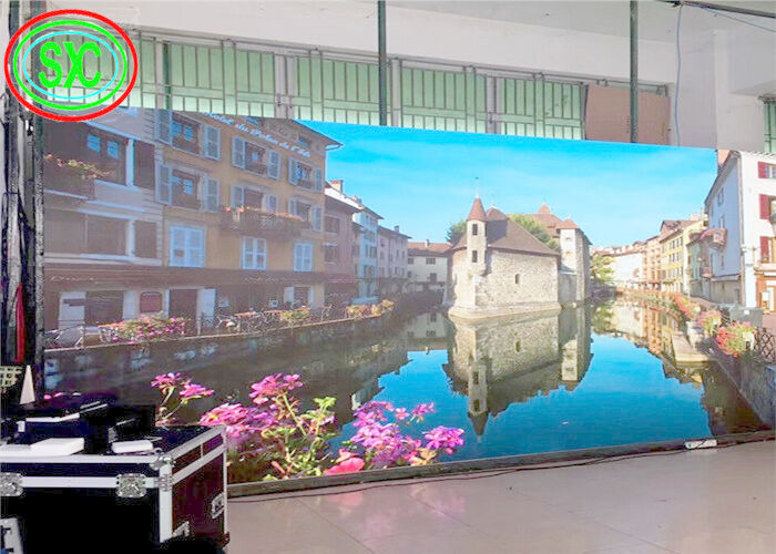 P3.91 - 7.81 Affichage LED à couleur complète à l'intérieur transparent Écran HD Écran sans tache
