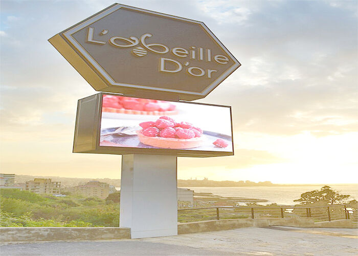 Chine HD Outdoor Full Color P10 LED Display Écran de grande publicité Convient pour les températures élevées