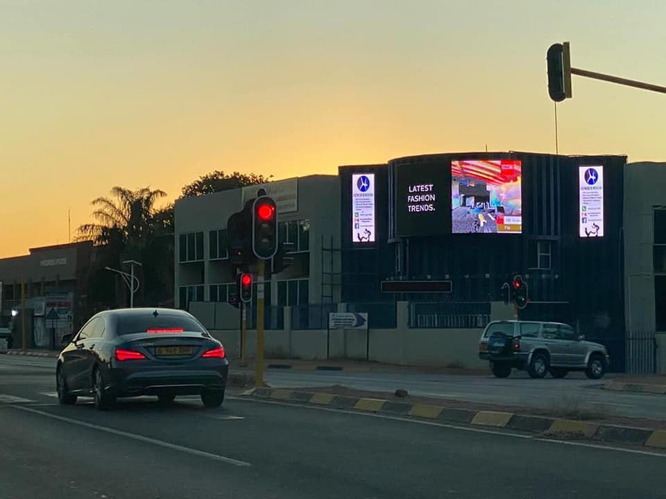 Écran d'affichage à LED P8 extérieur Paroi d'affichage à LED extérieure fixe Paroi vidéo à LED