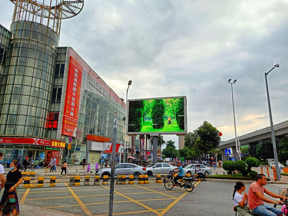 Écran de visualisation mené par géant imperméable fixe extérieur polychrome visuel de mur du stade de football P6 SMD HD de conseils de publicité