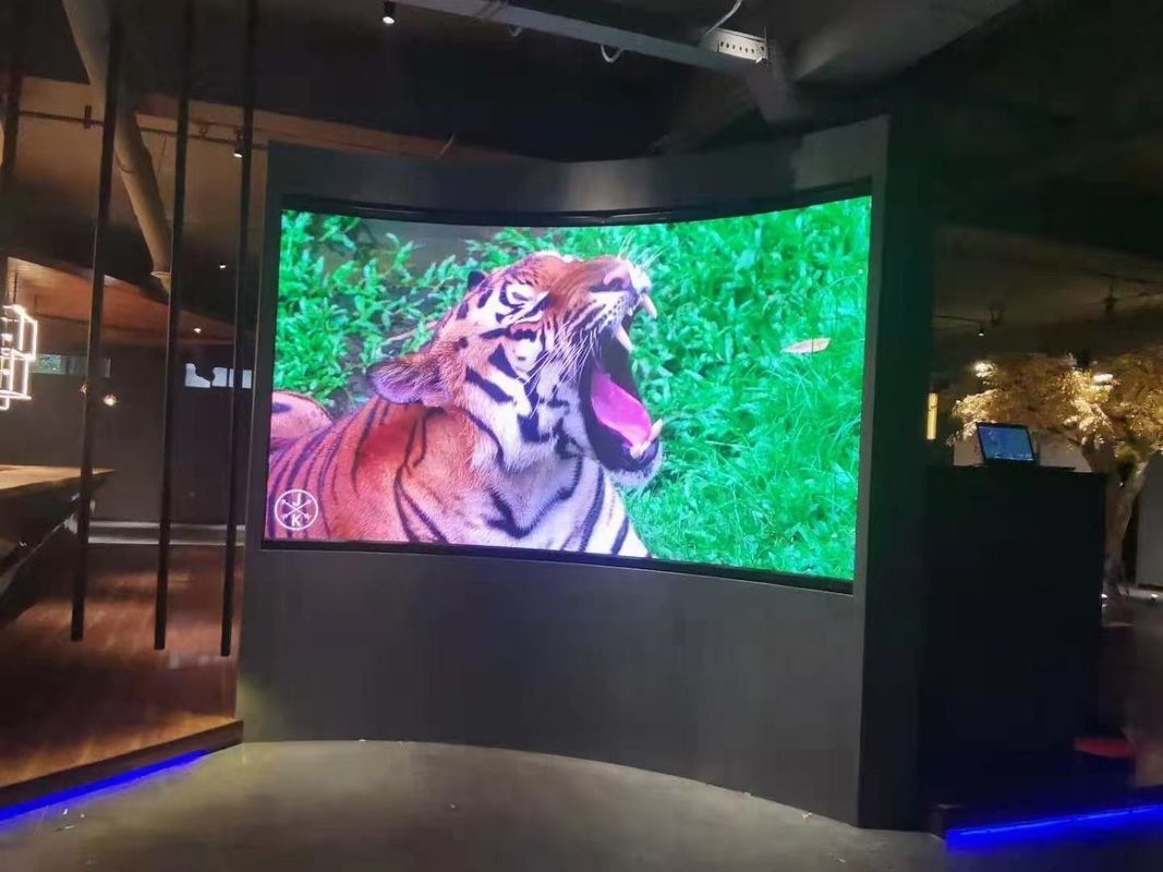 SCX LED LED chipstar Taux de rafraîchissement élevé P4 Écran d'affichage LED intérieur pour installation fixe 512x512mm Panneau en aluminium