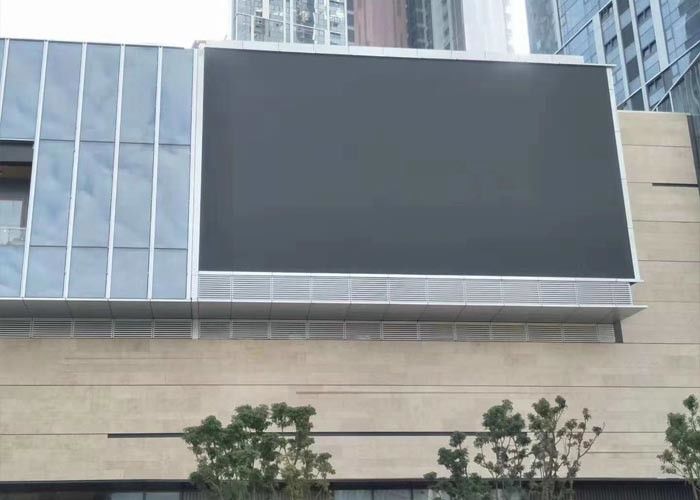 Écran extérieur à pleine couleur haute luminosité grand écran LED P5 640*640mm Panneau publicitaire LED fixe