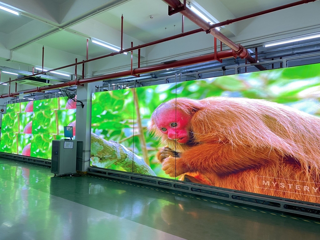 Vente à chaud d'usine haute résolution HD intérieure en couleur P3LED Affichage vidéo mur
