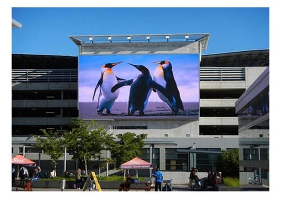 Bon prix P6mm Panneau d'affichage LED intérieur 27778 pixels/m2 Garantie de 5 ans en ligne