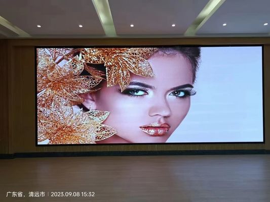 Bon prix Affichage LED à couleur intégrale à l'intérieur de 250*250 mm avec mode de numérisation 1/16 en ligne