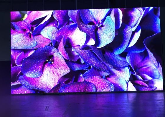 Bon prix Taux de rafraîchissement>3840hz Écran LED indoor à pleine couleur P1.875 écran LED indoor à pleine couleur en ligne