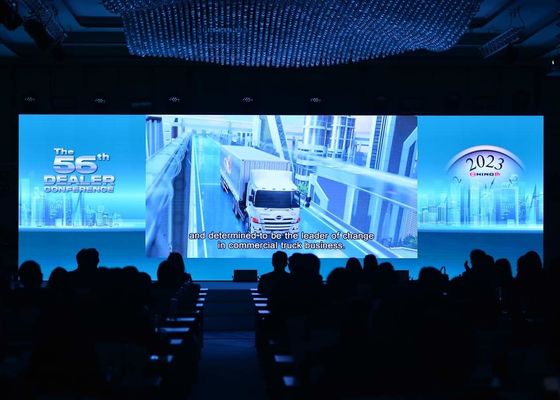 Panneau de mur vidéo LED sans mosaïque ultra-clair P2.5 SMD2020 1300cd/m2