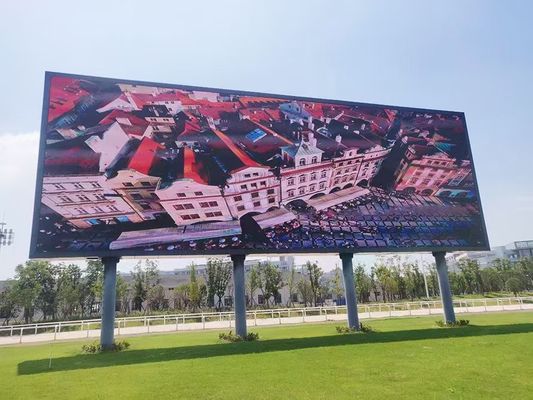 Bon prix Écrans de location Écrans courbes haute luminosité IP65 P12 Panneaux d'affichage extérieurs à LED en ligne