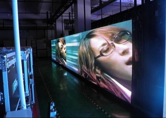 Bon prix P2,5 haute résolution Affichage LED intérieur SMD2020 3840Hz Rafraîchissement élevé pleine couleur en ligne