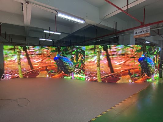 Écran LED fixe professionnel pour l'arrière-plan avec balance des blancs, luminosité ≥7500 cd/m2 et taille des LED Smd3535/2727