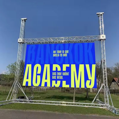 Bon prix Écran de football en aluminium en extérieur, résistant à l'eau, écran LED en couleur, location P4.81 en ligne