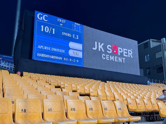 Affichage LED plein couleur extérieur pour la publicité et les événements SCX LED P8 P10 P5 P6 Écran LED extérieur d'installation fixe