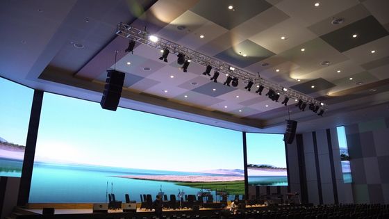 Stade extérieur affichage LED cri publicitaire P10 en couleur complète 960 * 960mm panneaux d'affichage