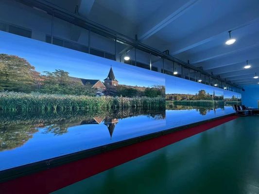 112896 Points/m2 Densité Affichage LED intérieur haute définition avec meilleur angle de vision 2m-10m