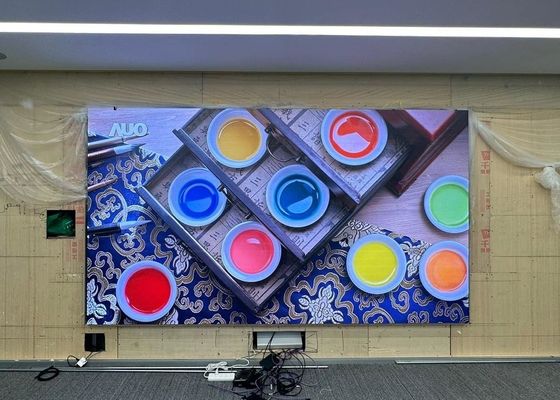 3 et angle de vision optimal de 1m-10m pour l'affichage de panneau LED RVB intérieur de pointe