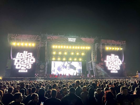 Écrans LED de scène intérieure avec module Qty 1pcs et température de couleur réglable 8000K±500