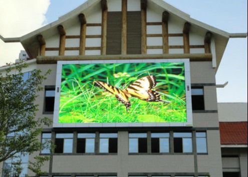 Bon prix Installation de location étanche à l'eau extérieure en aluminium 25*250mm P3.91 Affichage publicitaire LED en ligne