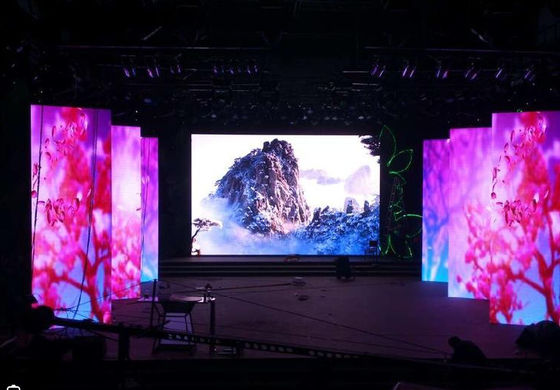 Module d'affichage extérieur multicolore résistant aux intempéries Taille 250 * 250 mm Taille d'armoire 500 * 1000 mm