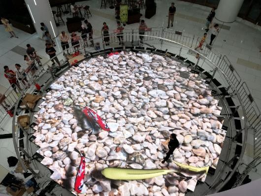 Plancher de danse professionnel éclairé avec une consommation d'énergie de 20 W et un module W2 X H4 8PCS Qty