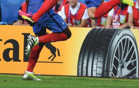 Écran LED de stade SMD2727 avec boîtier en acier laminé à froid et rapport de contraste de 5000:1 pour des performances supérieures