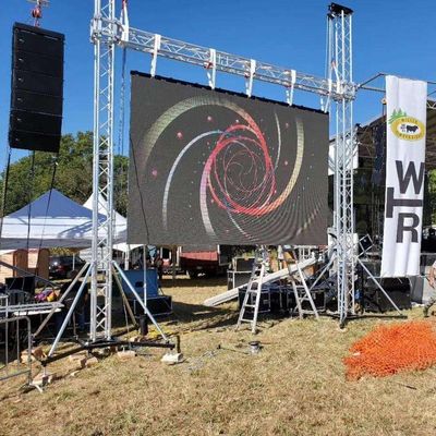 Écrans LED publicitaires étanches IP65, taille d'écran personnalisable, 2mm Smd2727/2525/1921, forme et taille