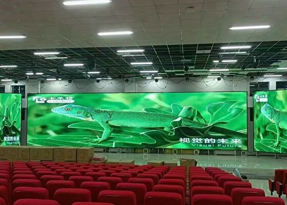 Bon prix écran d'affichage à LED intérieur P3 de petite hauteur 576*576mm en ligne