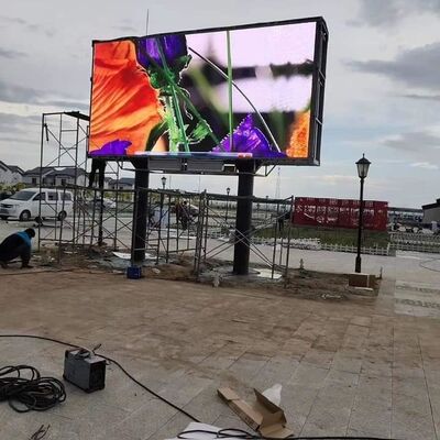 Bon prix Écran LED extérieur P4 Panneau publicitaire monté sur le mur avec armoire 960x960mm et taux de rafraîchissement 3840hz en ligne