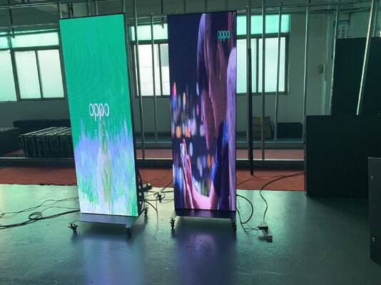Bon prix Taille d'écran 680x2000mm Publicité Écran LED Offrant des Couleurs Vibrantes et une Haute Visibilité dans Divers Environnements en ligne