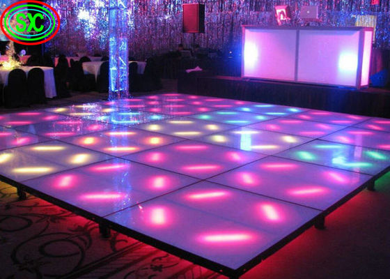 Bon prix 32768 pixels/Sqm Dance Floor interactif SMD 2727 ont mené la lampe pour annoncer/Car Show en ligne