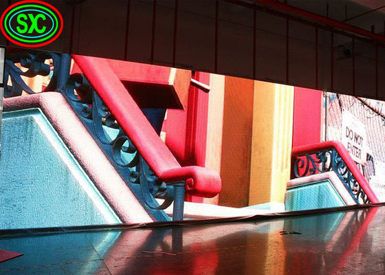 Bon prix Écran LED à l'intérieur de la publicité P2.5 64*64 en ligne