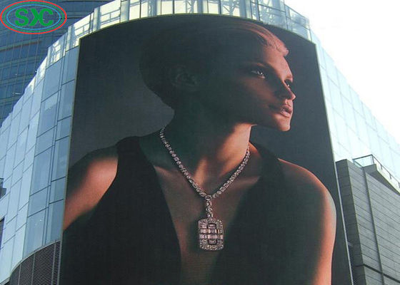 Bon prix La publicité P6 polychrome extérieure a mené l'écran de publicité mené incurvé fixé au mur d'écran en ligne