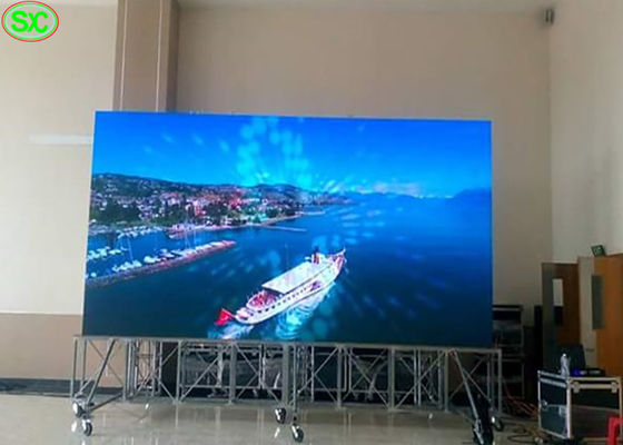 Bon prix La publicité de location d'intérieur de location d'affichage à LED a mené l'écran de visualisation 512*512mm P4 que polychrome a mené le mur visuel en ligne