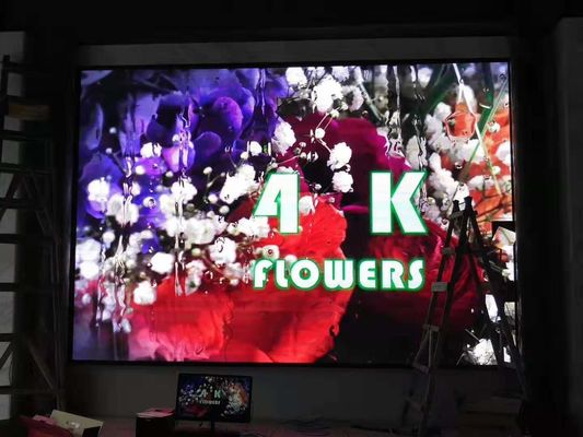 Bon prix Aimant polychrome d'intérieur d'avant de mur d'affichage à LED de la publicité P4 HD, De haute résolution en ligne
