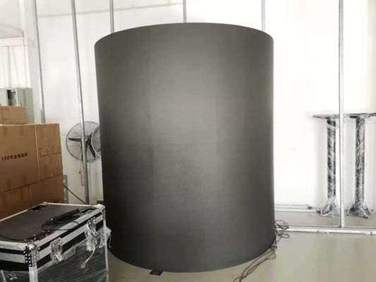 Bon prix P4 taille cylindrique de lampe de la forme 2121 d'écran flexible fixe d'intérieur de la publicité LED en ligne