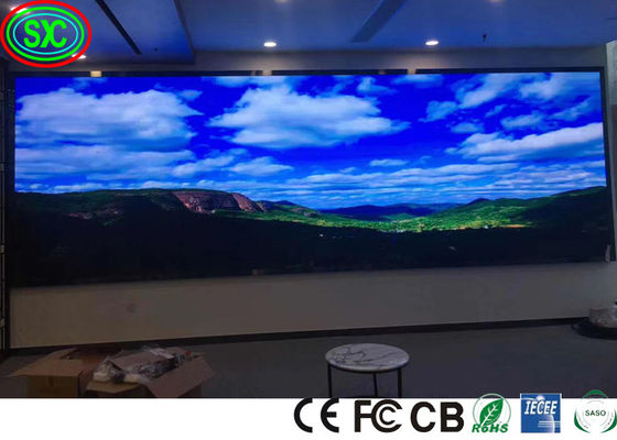 Bon prix FCC 400W/m2 Affichage LED intérieur fixe Tache 2,5 mm Affichage LED intérieur en couleur en ligne