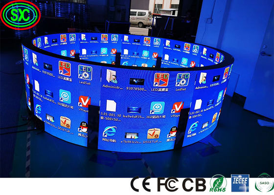Bon prix P2 P4 SMD2121 1000nits Affichage à LED flexibles courbes 1R1G1B écran à LED couleur complète en ligne