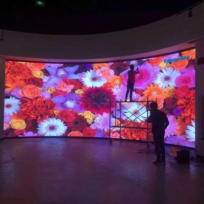 L'étape polychrome LED de location interviewe P5 le Cabinet de fonte d'aluminium de matrice de la norme 640x640mm