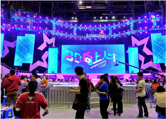 Bon prix Écran de location polychrome de l'affichage de l'excellent produit P4.81 LED/LED pour l'exposition d'étape en ligne