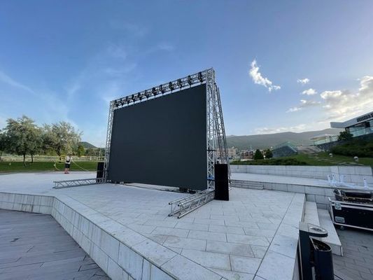 Bon prix Écran de contexte de l'installation LED de Satage pour l'événement de location, armoire de l'écran P3.91/P4.81 500x500mm de rideau en étape de LED en ligne