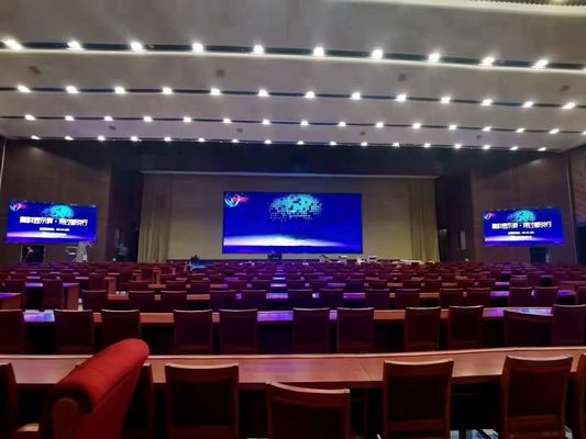 Bon prix p4 location d'affichage LED en aluminium sous pression à l'intérieur 512*512mm avec fréquence de rafraîchissement 3840hz En ligne