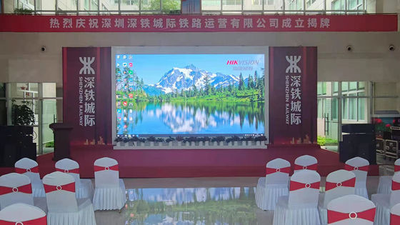 Bon prix le panneau de location 3840Hz de 640x640mm régénèrent haut l'écran de visualisation mené mince superbe polychrome de Kinglight SMD p2.5 d'intérieur en ligne