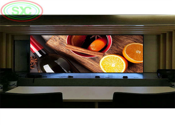 Bon prix L'affichage à LED polychrome d'intérieur d'écran de haute résolution P4 a monté sur le mur en ligne