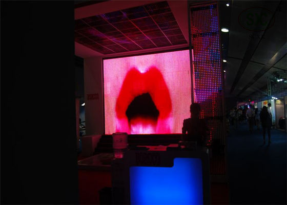 Bon prix Affichage à LED De rideau en IMMERSION 346 de RVB P25mm, rideau imperméable en étape d'IP68 LED en ligne