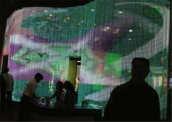 Bon prix Écran commercial d'affichage à LED De rideau en centre RVB avec 30mA DV 5V P25 en ligne
